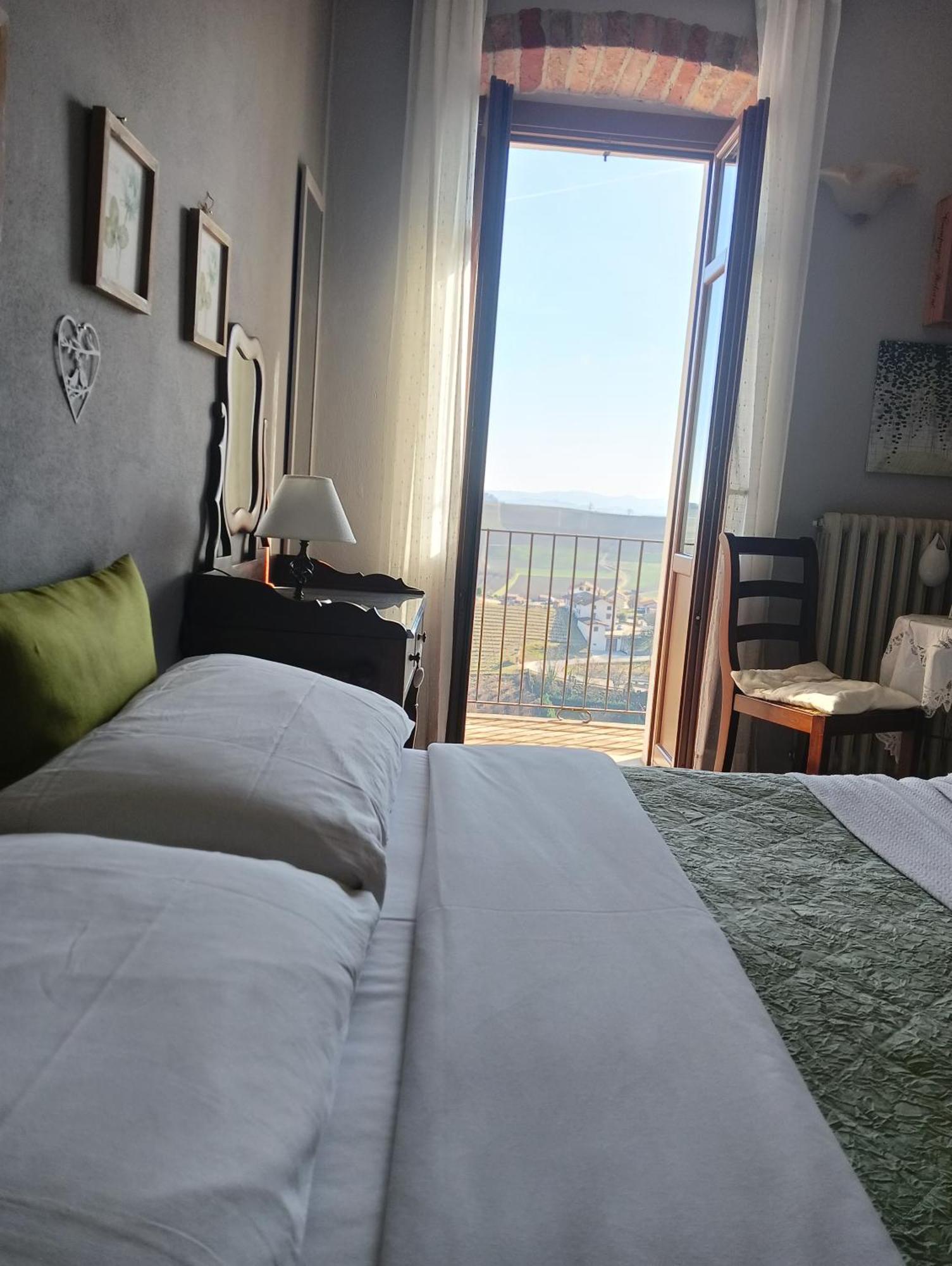 Il Borgo B&B Castellinaldo Exterior photo