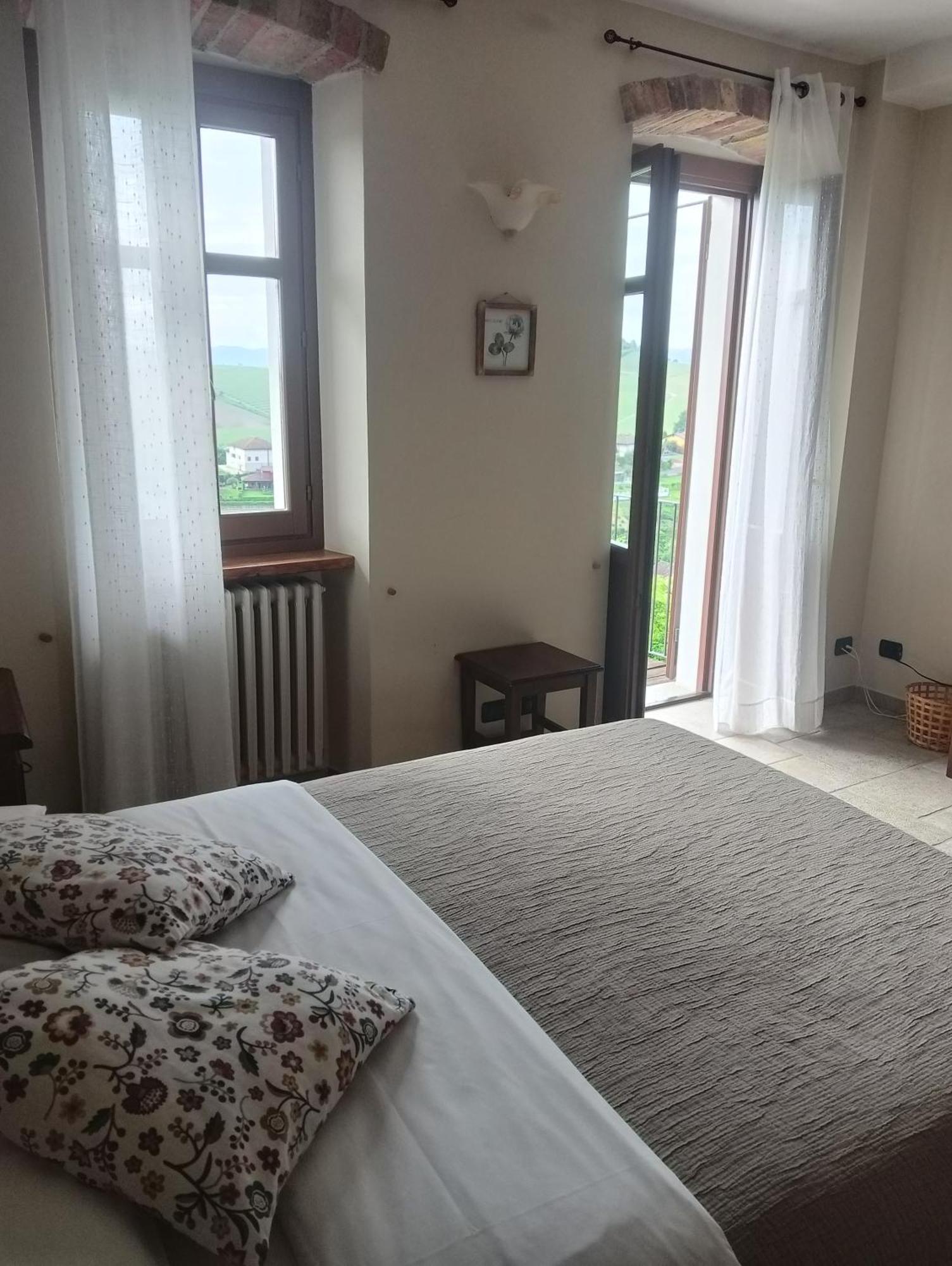 Il Borgo B&B Castellinaldo Exterior photo