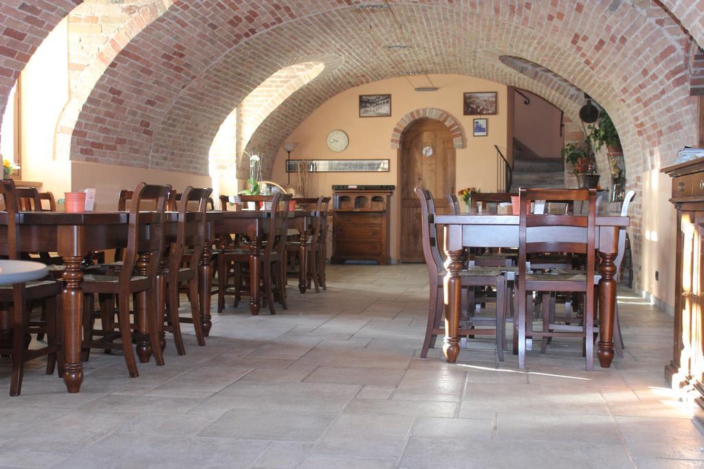 Il Borgo B&B Castellinaldo Exterior photo